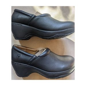 NWT Women's Nurse Mate ClassicBryar Slip On Shoe in Black